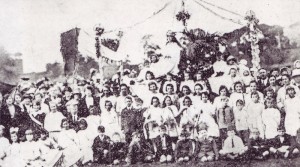 Participants on Giant Axe Field, Lancaster. Lancaster Guardian, 1923.