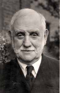 George Lansbury, committed pacifist and leader of the Labour Party Courtesy of Peace Pledge Union 