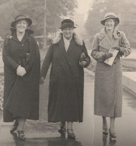 Selina Cooper (centre), Women Against War and Fascism delegation to Munich, Oct 1934  Courtesy of Lancashire Archives, Archive ref: DDX1137 5/120